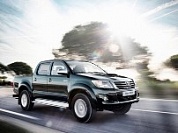     Toyota Hilux ( )  LUX